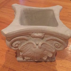 Home. Decor. Potpourri, candle holder, etc.